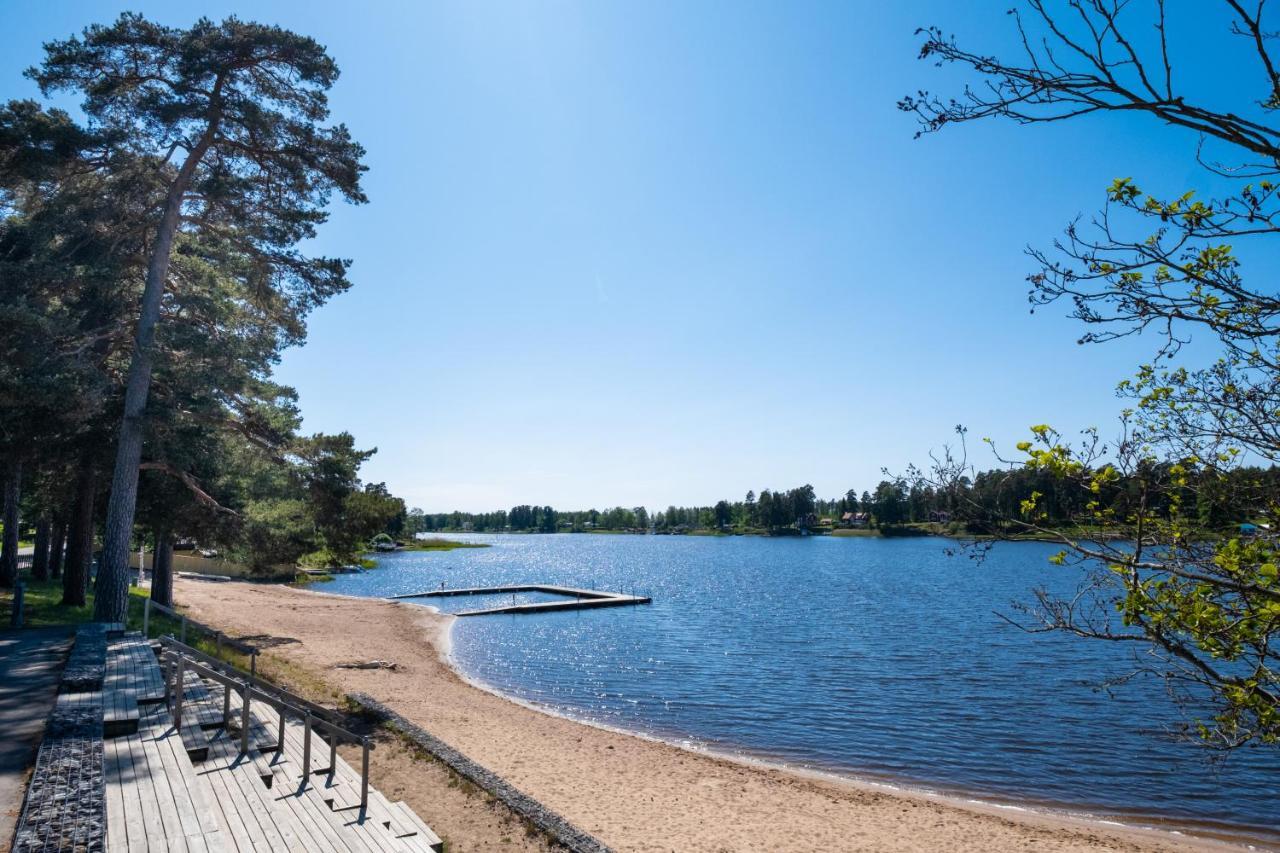 Krongarden Vandrarhem Kristinehamn Esterno foto
