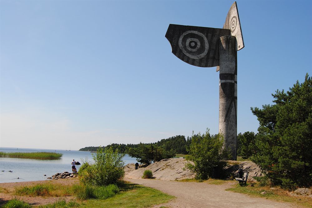 Krongarden Vandrarhem Kristinehamn Esterno foto