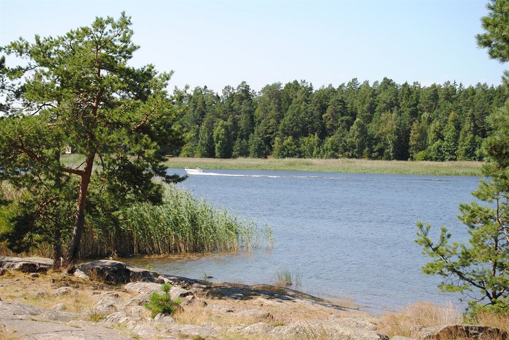 Krongarden Vandrarhem Kristinehamn Esterno foto